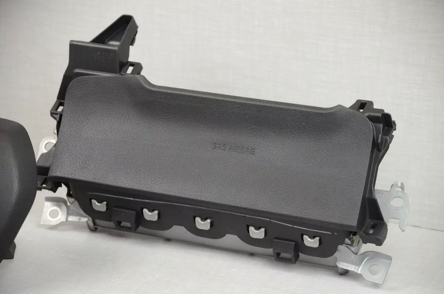 2018_2023_Toyota_Camry_Driver_Knee_Airbag