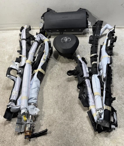 2020_2024_Toyota_Corolla_driversteering_knee_airbag_LH_RH_Roof_Curtain_Airbags