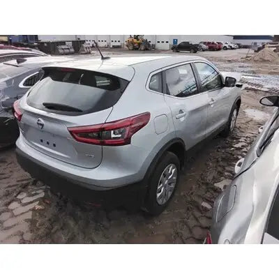 Nissan Rogue Sport 2017 Used Side Mirror M00030