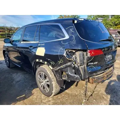 Honda Pilot 2016 Used Tail Lights  T00016