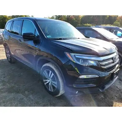 Honda Pilot 2016 Used Tail Lights  T00016