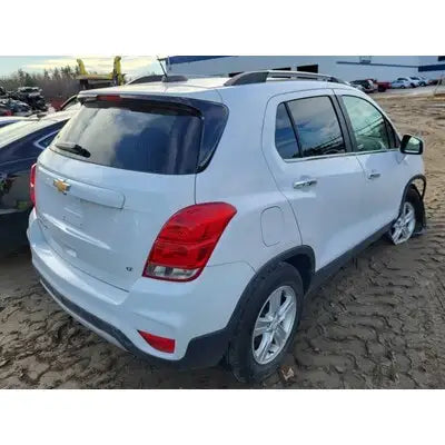 Chevrolet Trax 2017 Used Side Mirror M00026