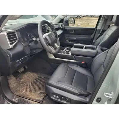 Toyota Tundra 2022 Used Headlight   H~00007