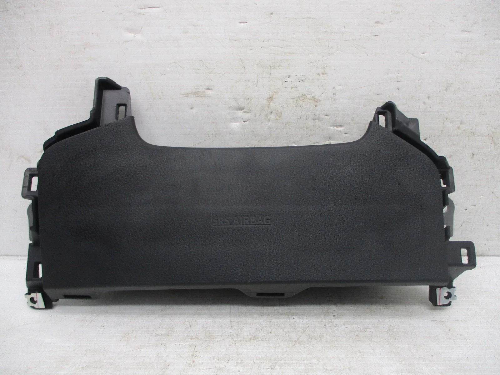 toyota c-hr 2018-2022 driver knee airbag